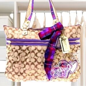 COACH Poppy RARE Large Shoulder Bag